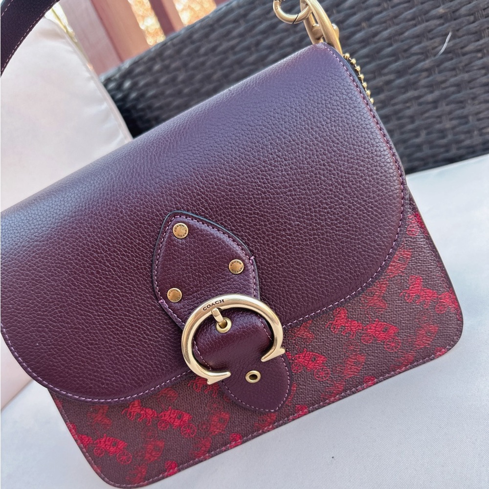 NWT Coach Beat Shoulder Bag With Horse & Carriage Print Brass/Oxblood Cranberry - Picture 4 of 12